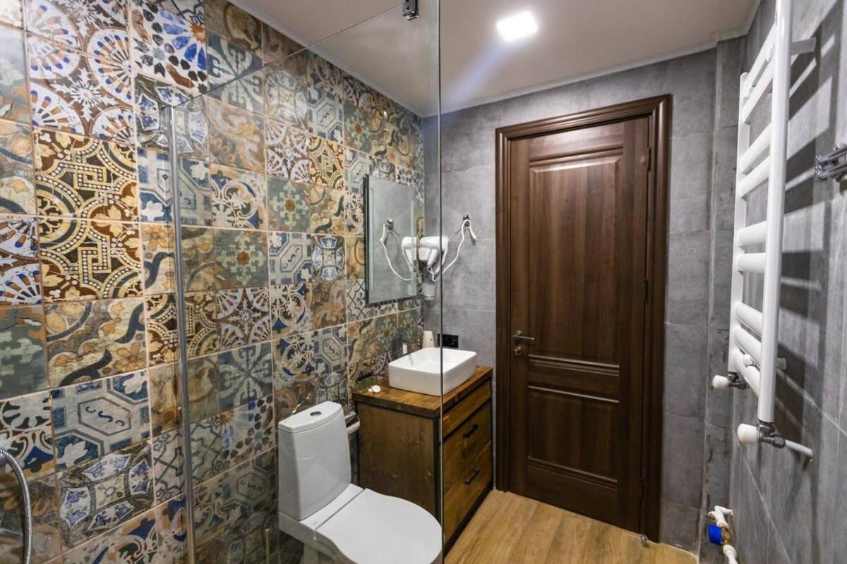 3Br Apt W Huge Terrace & Magnificent Views Tbilisi Exterior photo